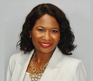 Dr Amanda  Phillips