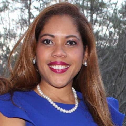 Dr LIsa Moody