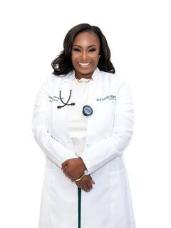 Dr Stephanie  Agyemang
