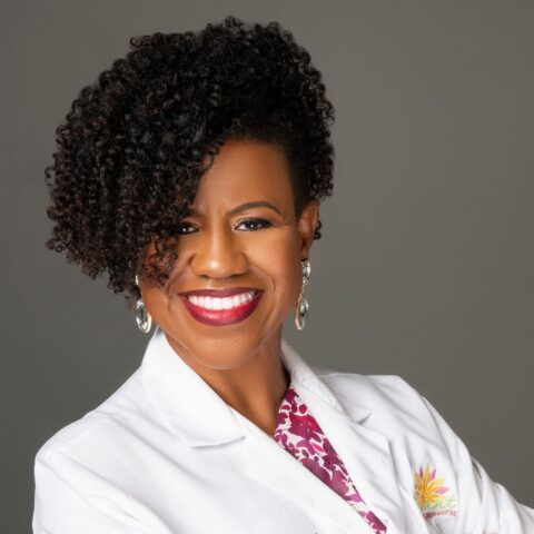 Dr Julianne Birt