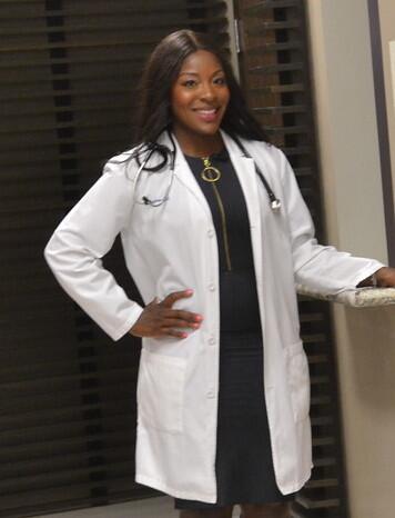 Dr Latisha Rowe