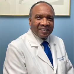 Dr Winston Scott