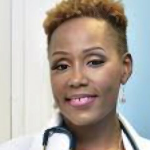 Dr Nicole Edwards