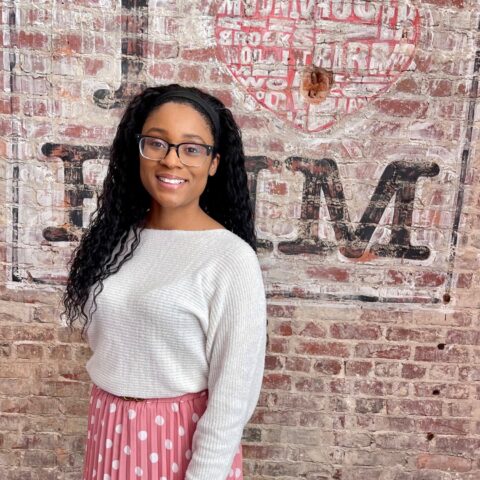 Dr Amber Abrams