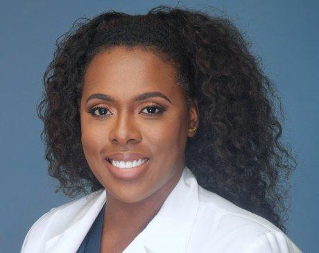 Dr Roxann Clarke