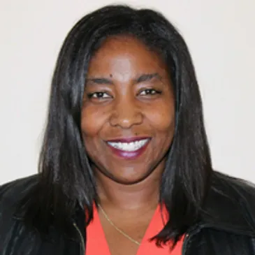 Dr Bethany Tucker