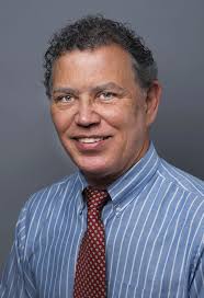 Dr Dennis Robinson