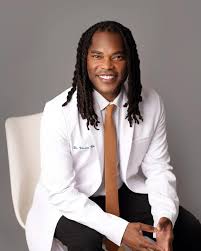 Dr Vincent Hathaway
